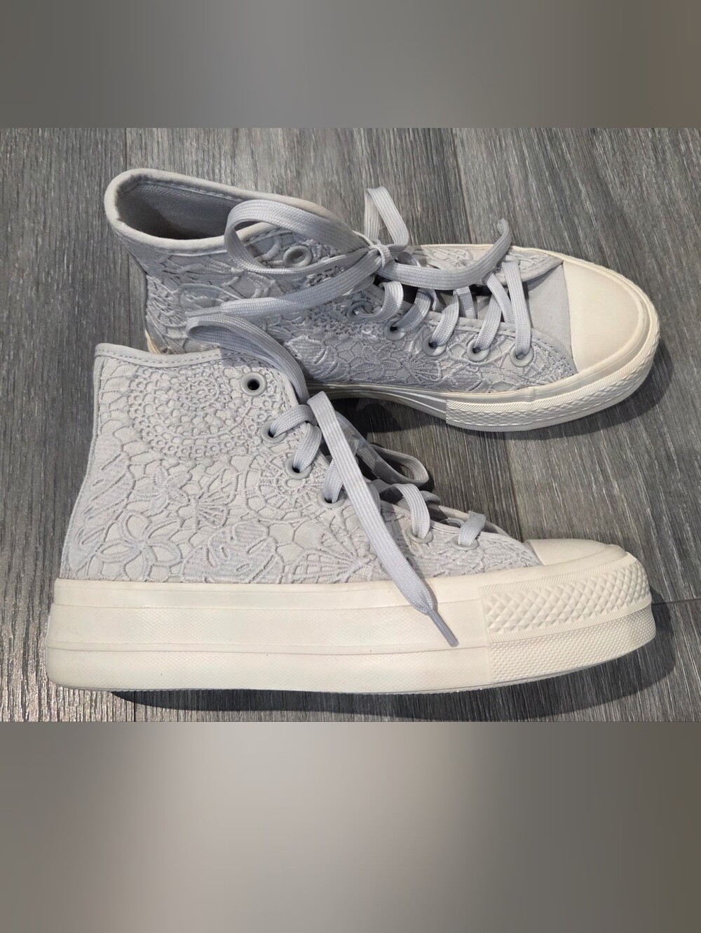 Converse Chuck Taylor All Star Lift Hi Platform Crochet Lace Grey Women's Sz 5.5